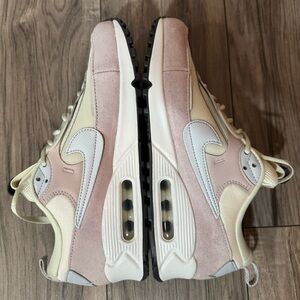 Nike Air Max 90 Futura Pale Ivory Platinum Violet DM9922-106 Women’s 8